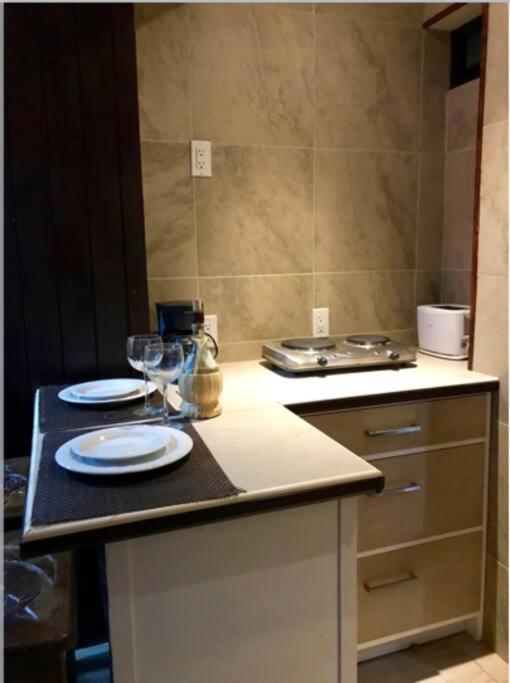 Lovely 1 Downtown Studio Росарито Экстерьер фото